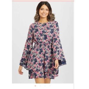 ⭐️Host Pick⭐️ NWT Altar’d State dress